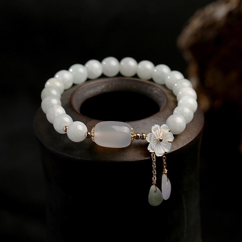 Jadeite and Shell Flower Beaded Bracelet